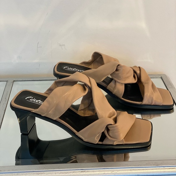 l’intervalle Shoes - New nude genuine leather heeled sandal S9